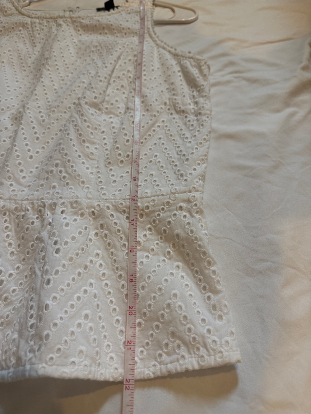 Ann Taylor White Eyelet Peplum Top Size 10 Sleeveless Cotton Blouse - Picture 8 of 8